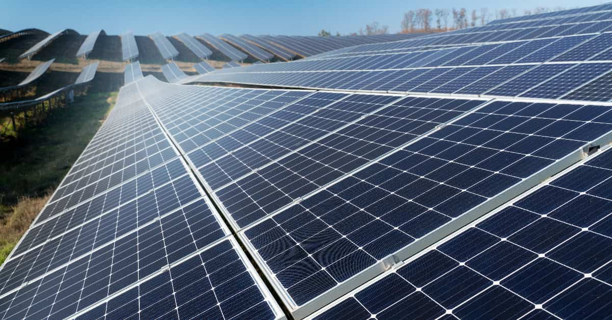 como almacenar energia solar baterias